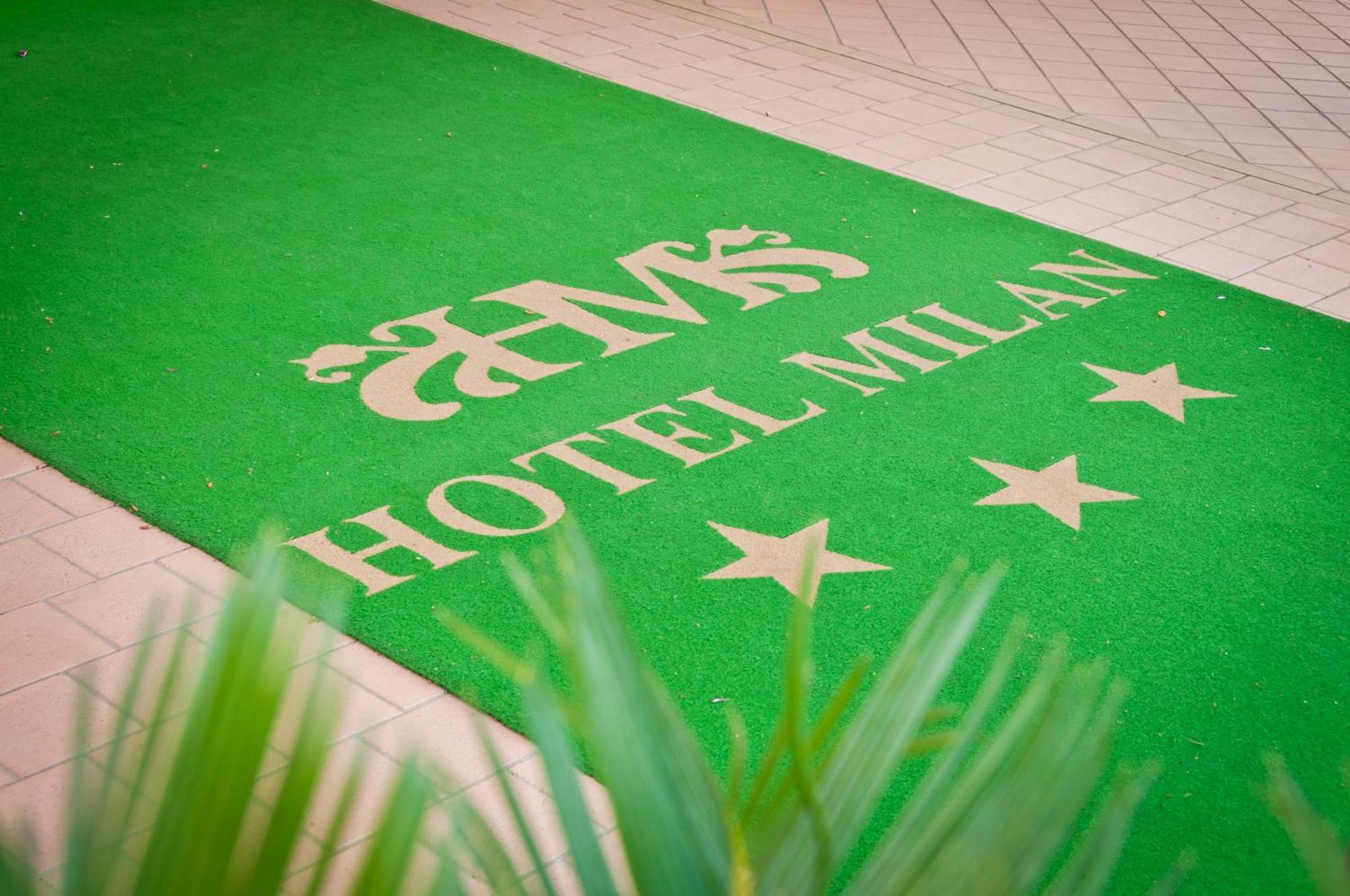 Hotel Milan Rosolina Mare Exterior photo